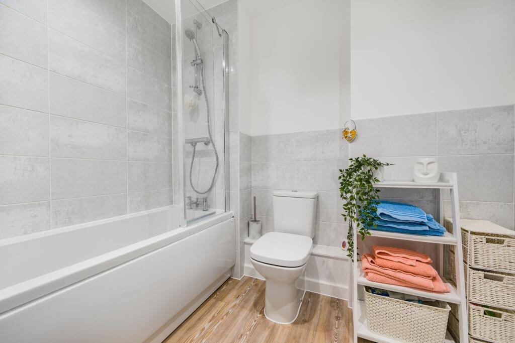 Bathroom (2)