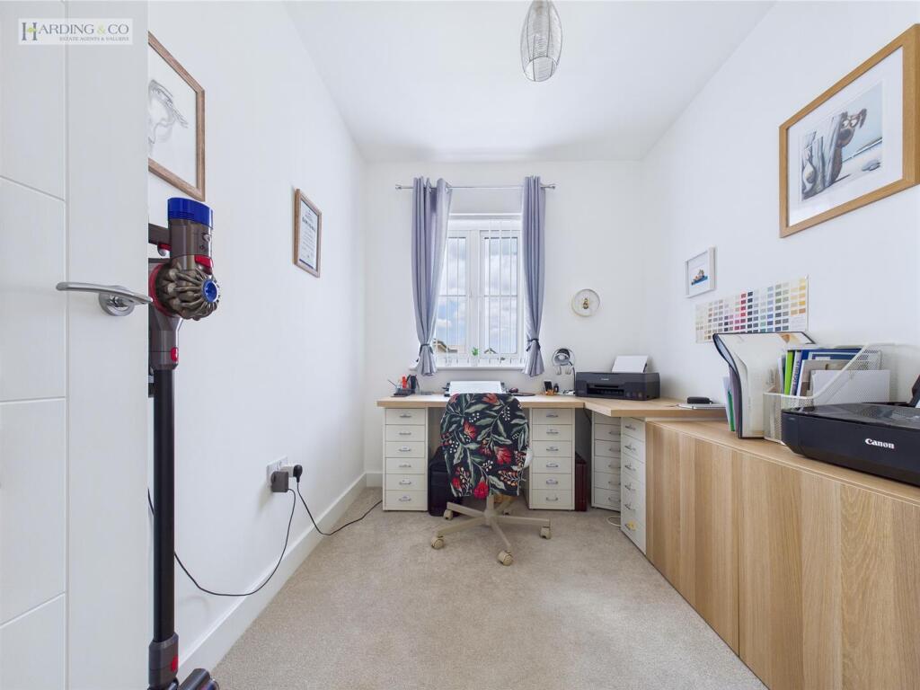 Bedroom 3 .1