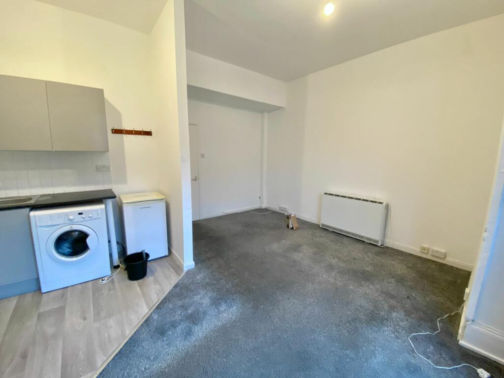 FLAT 2