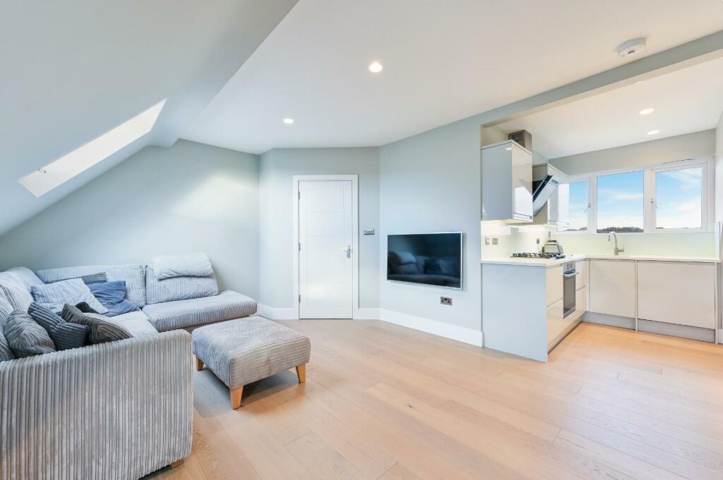 MEADE COURT - 2.jpg