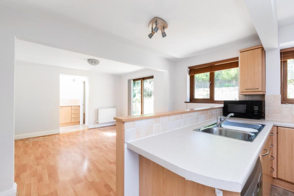 4 The Orchard, Westfield Park South, Newbridge, Ba