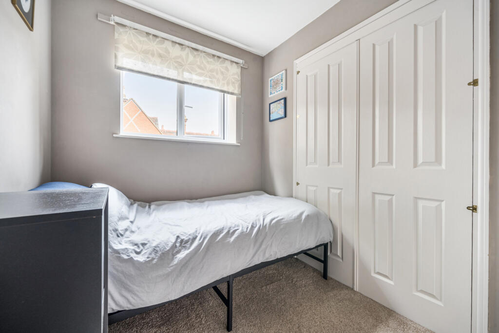 1330039-8-688233d...