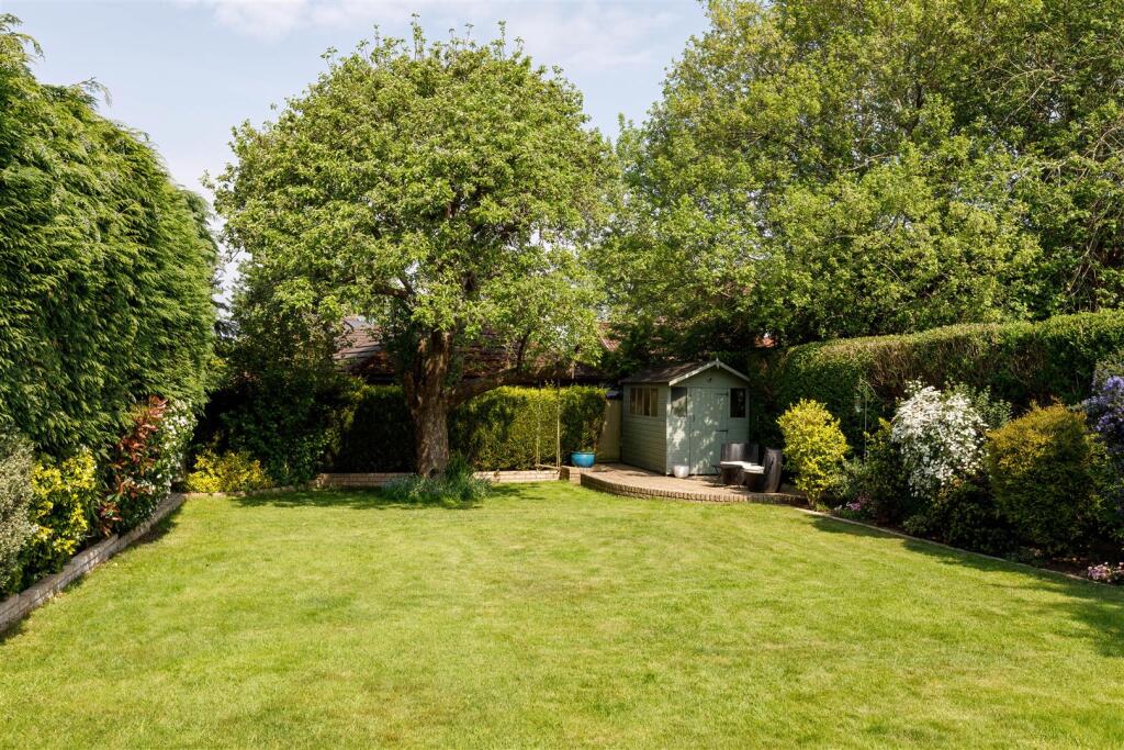 Good Sized Rear Garden