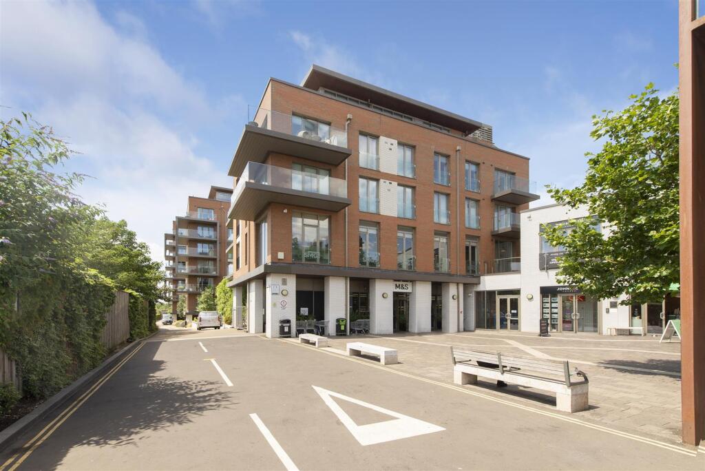 52879 Hi res (16).jpg