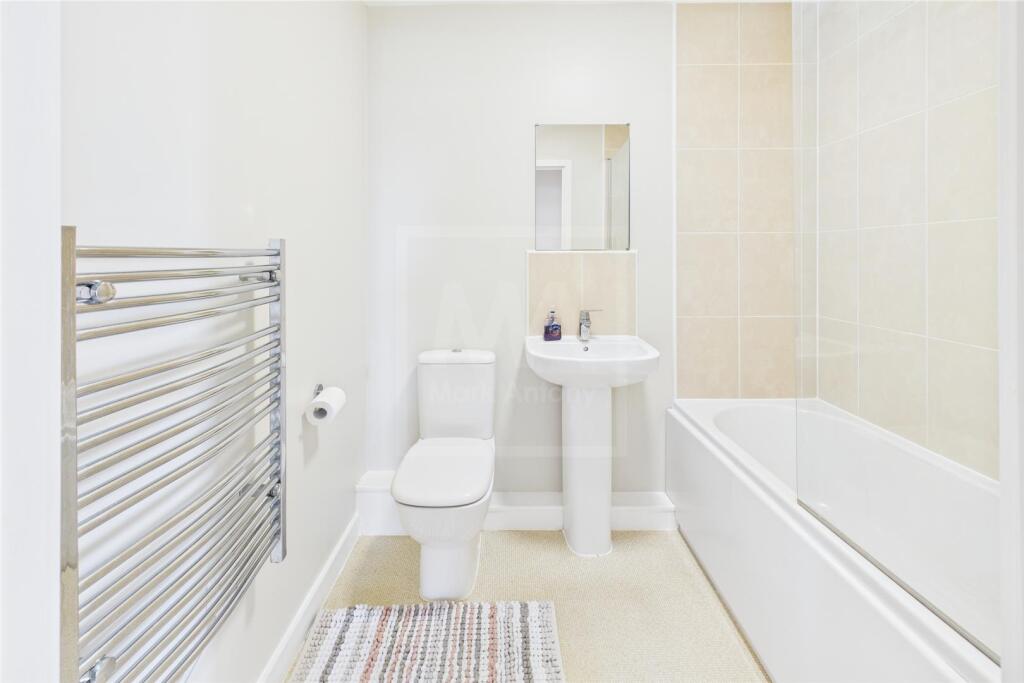 Main Bathroom