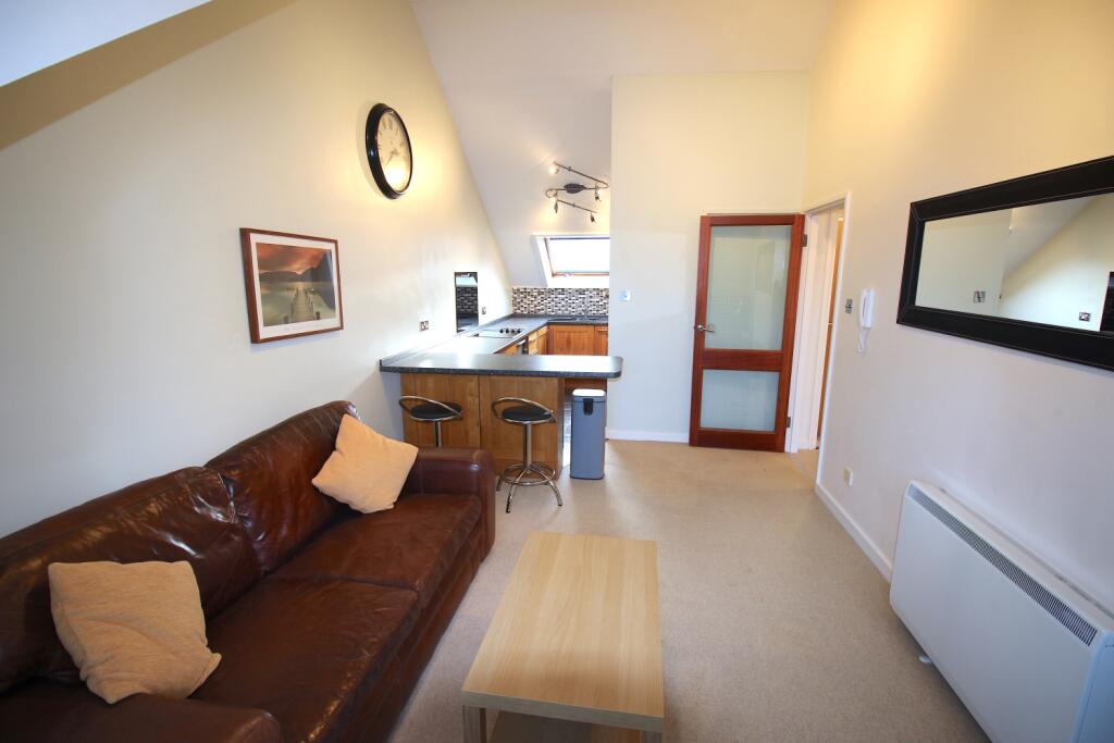 Lounge 2