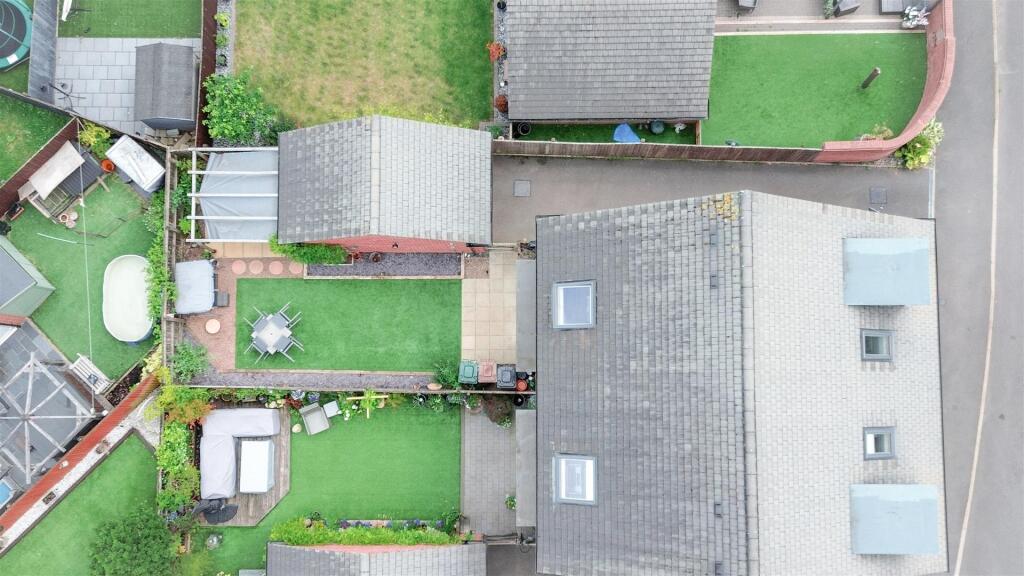 Sunderland Close (2).jpg