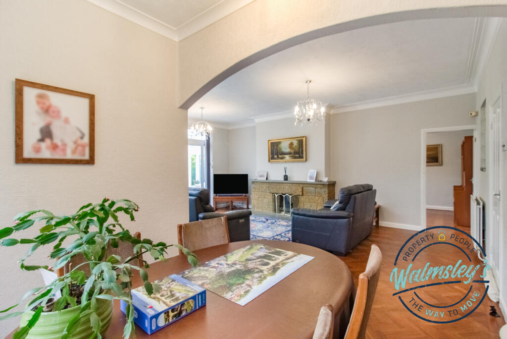Dining &amp; sitting room