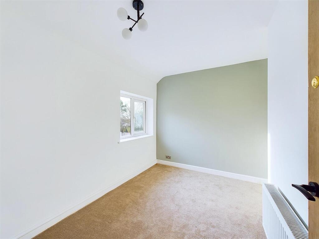 7 - 6 Bedroom HMO.jpg