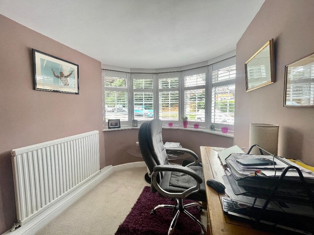 office/bedroom 4