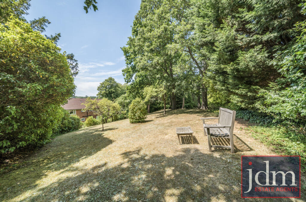 fb531cb6-3b6a-464...