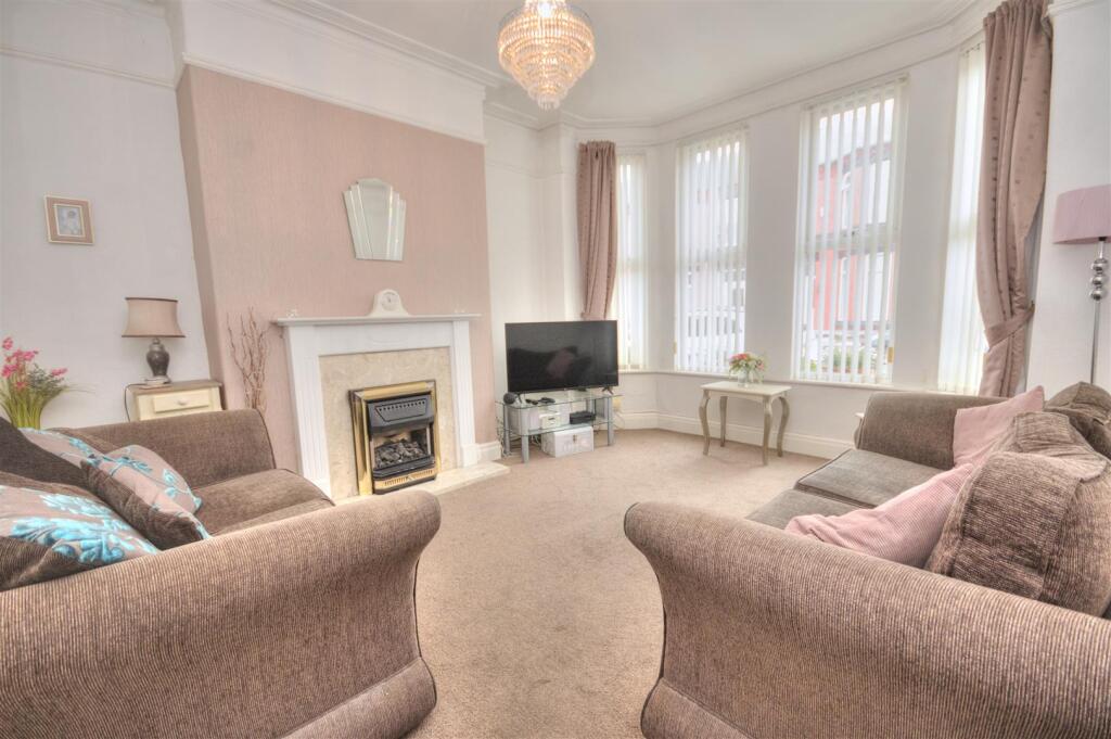 DSC_8058_Smooth 3.jpg