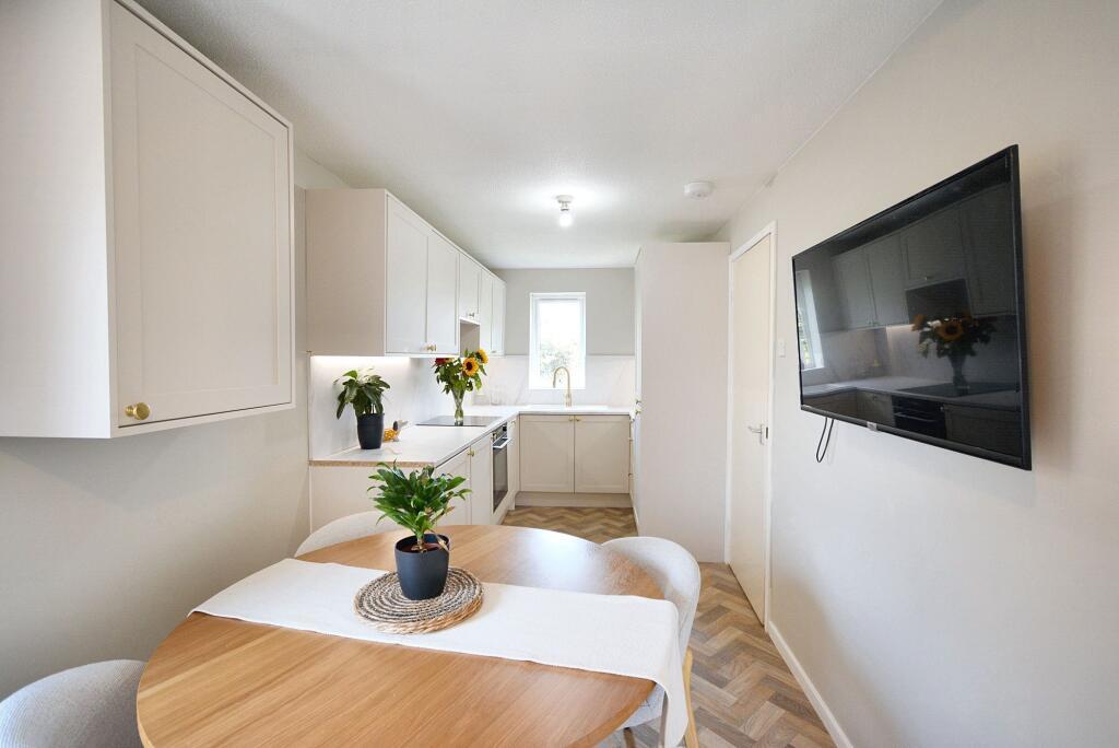 251840_d5e7f13d-c18d-41e9-9b10-b834f1cd0fed_IMG...