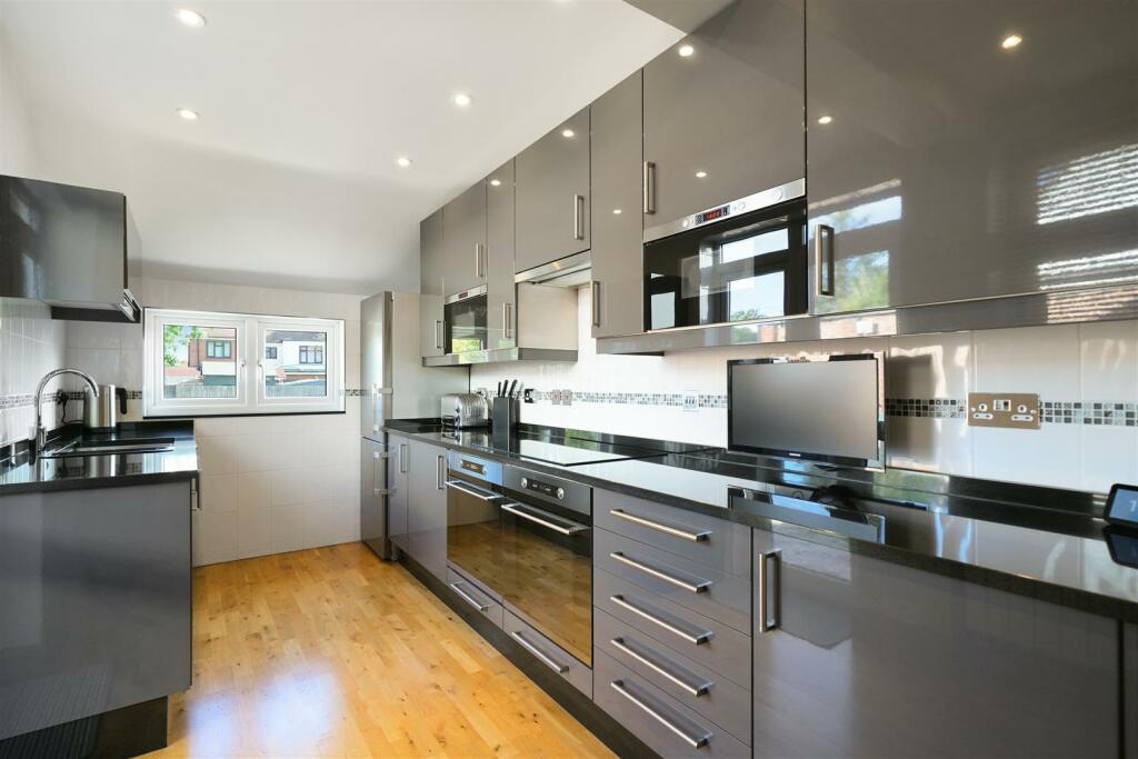 28 Pasture Close - ZNBZc6o7CBokq95vv8Vi.jpg