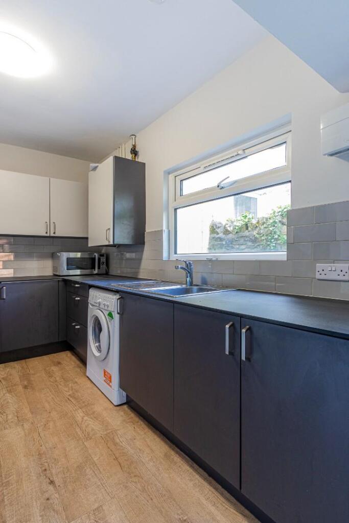 Treharris Street 103-7.jpg