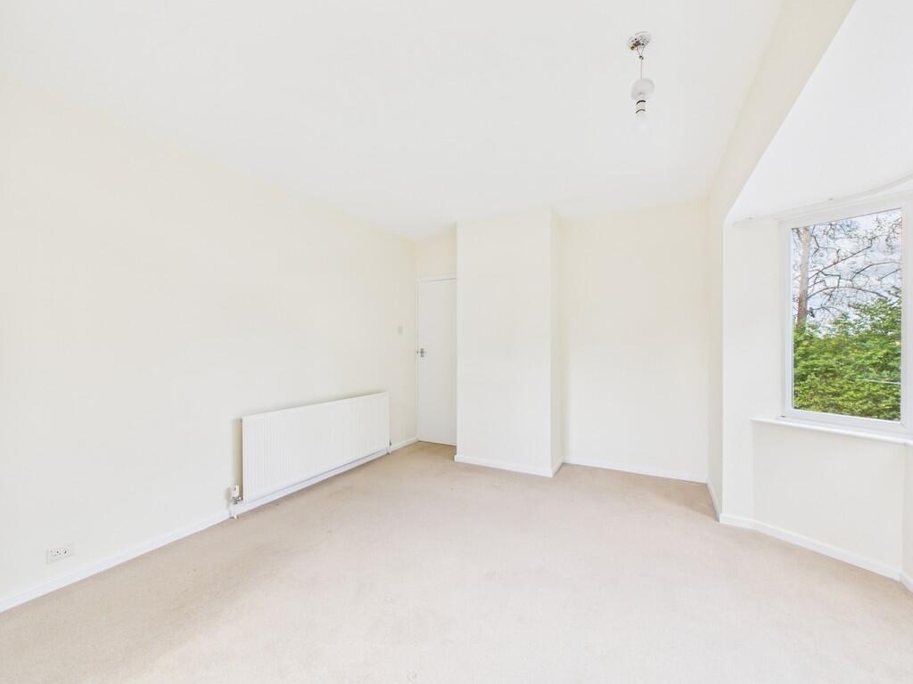 CAM04018G0-PR0325...