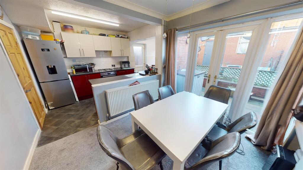 Ormskirk Road Kitchen/Diner