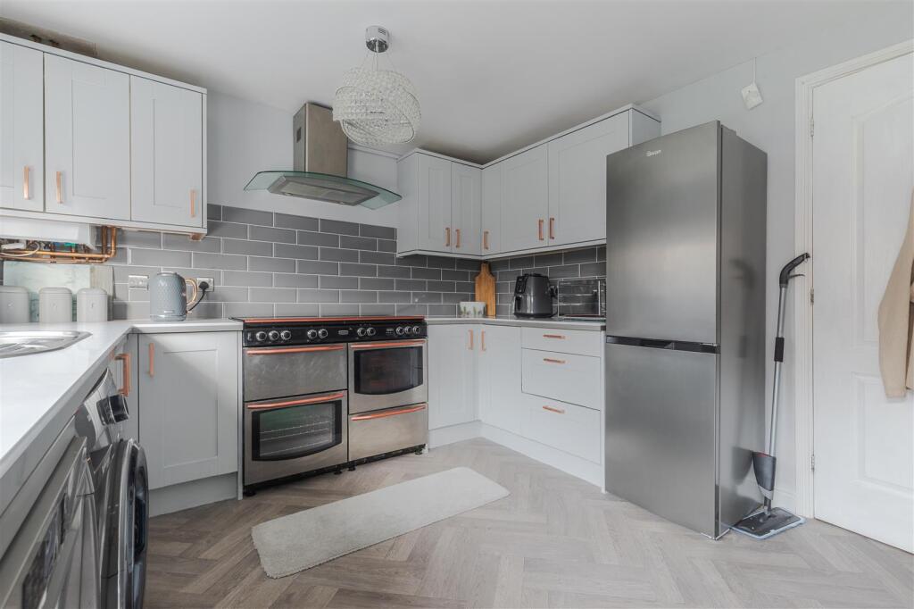 Kitchen diner