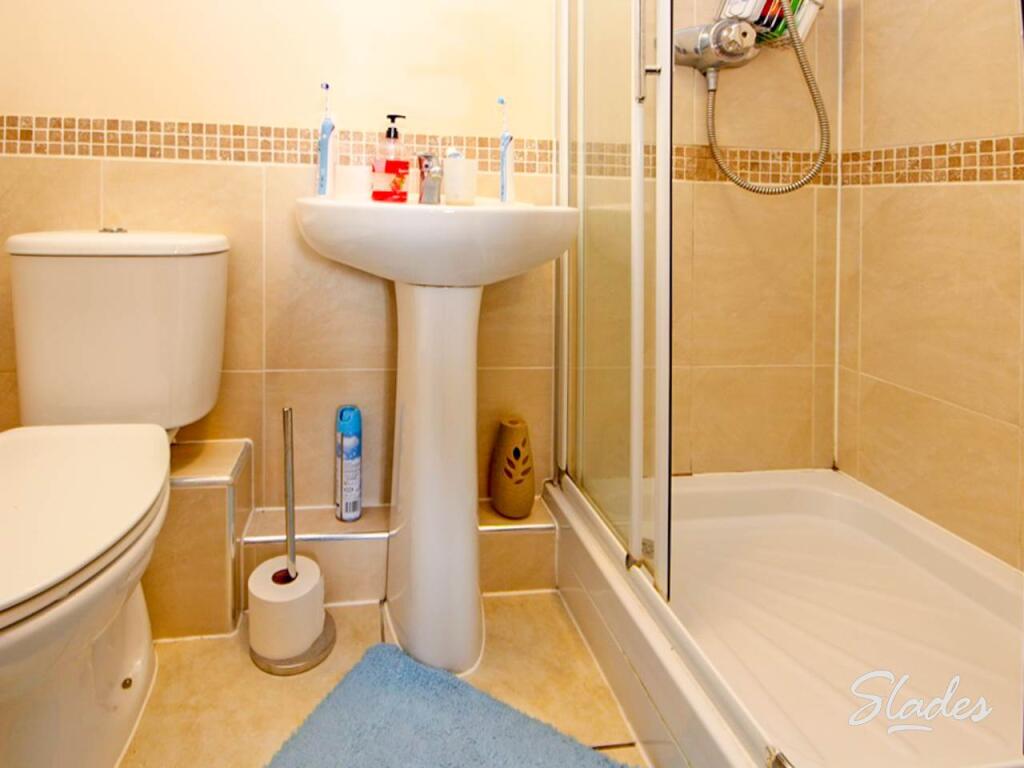 6 Priory Court En-su