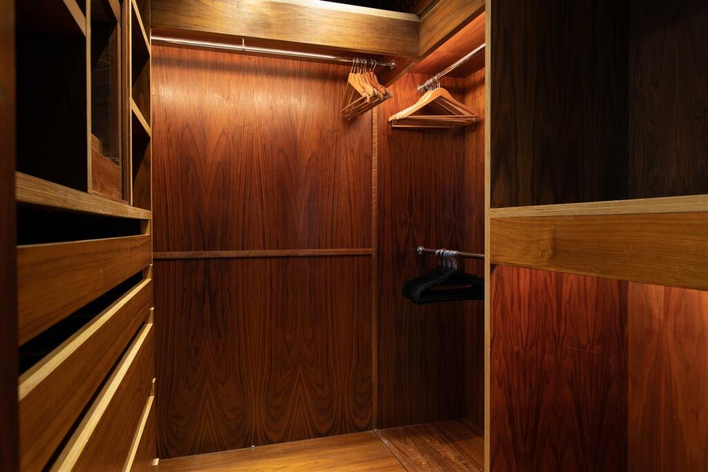 Horizon Building 11.jpg