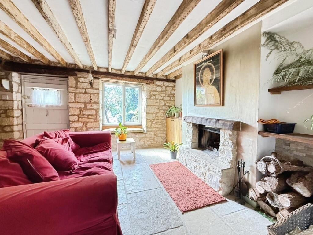 pbox-living_room-335726.jpeg