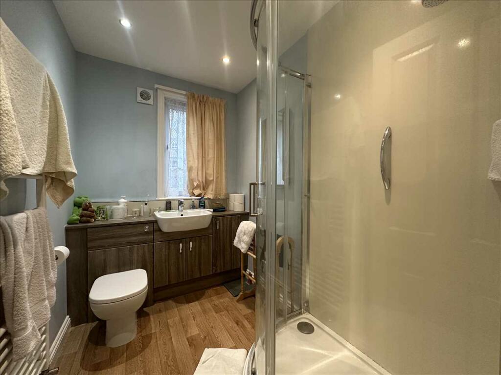 Ensuite