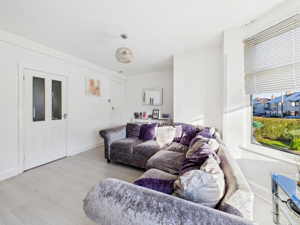 CAM05192G0-PR0190-STILL018