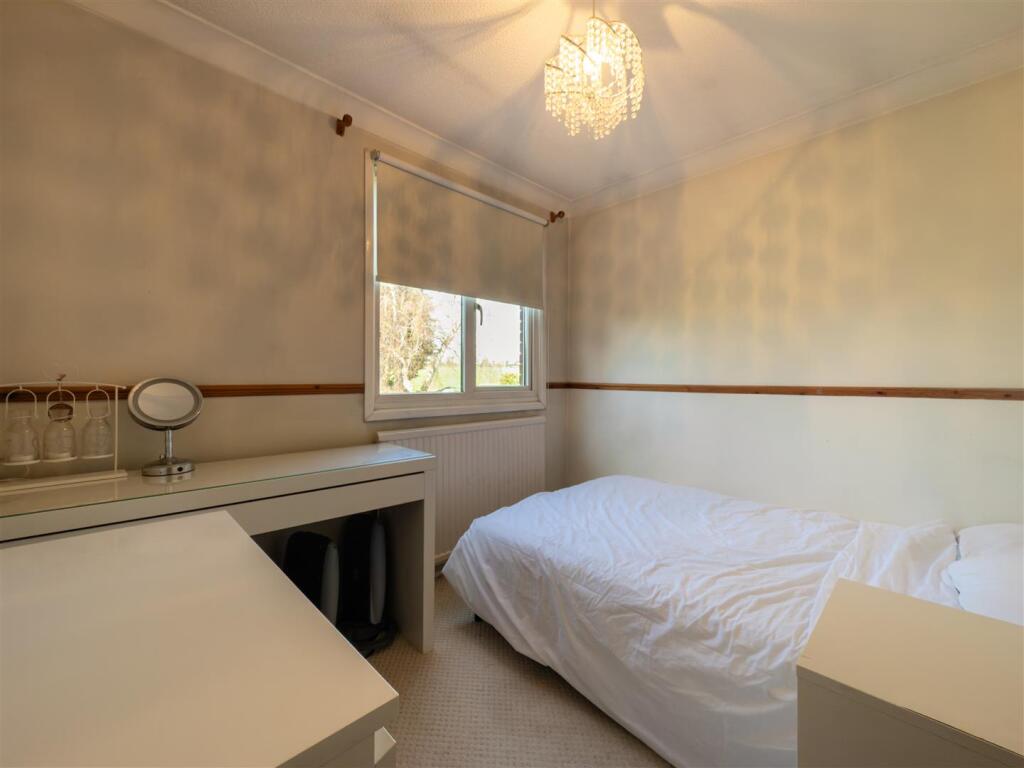 20250402111954 - IMG_5906 - 119 Foxglove avenue IP