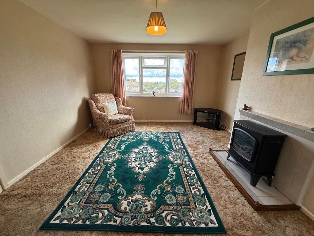 Sitting-Dining Room