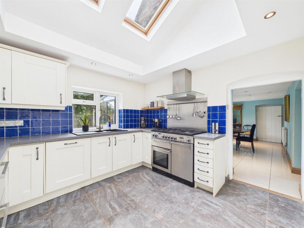 6 - Detached Period Property for Auction, Swinefor