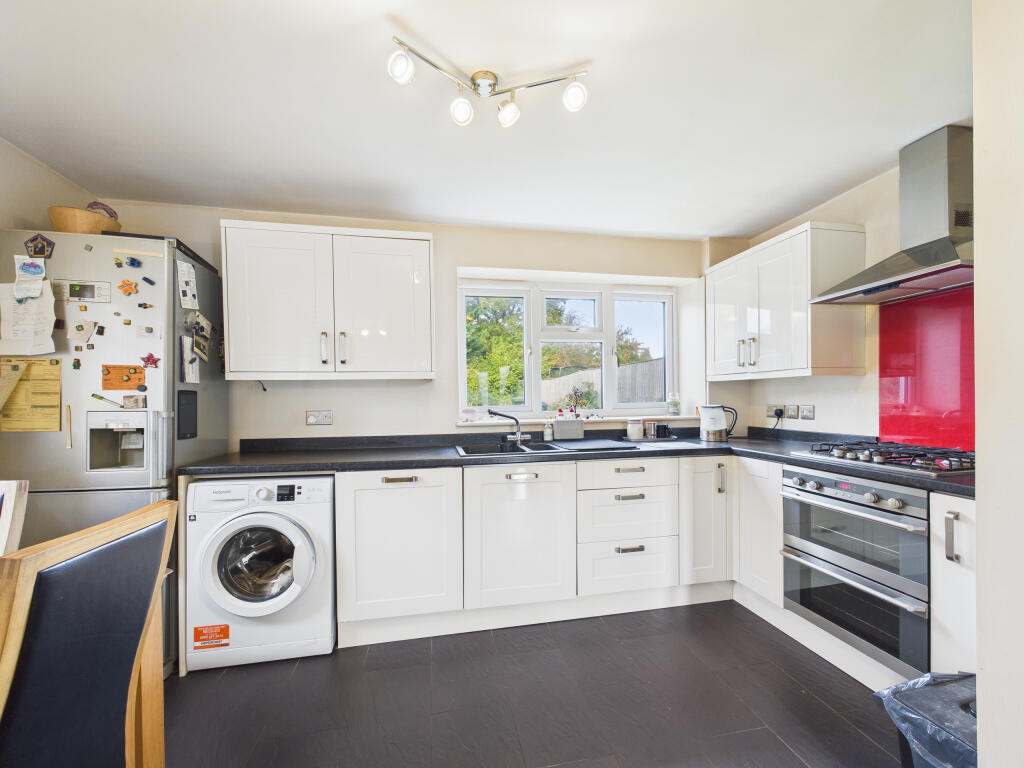 CAM01354G0-PR0613-STILL002