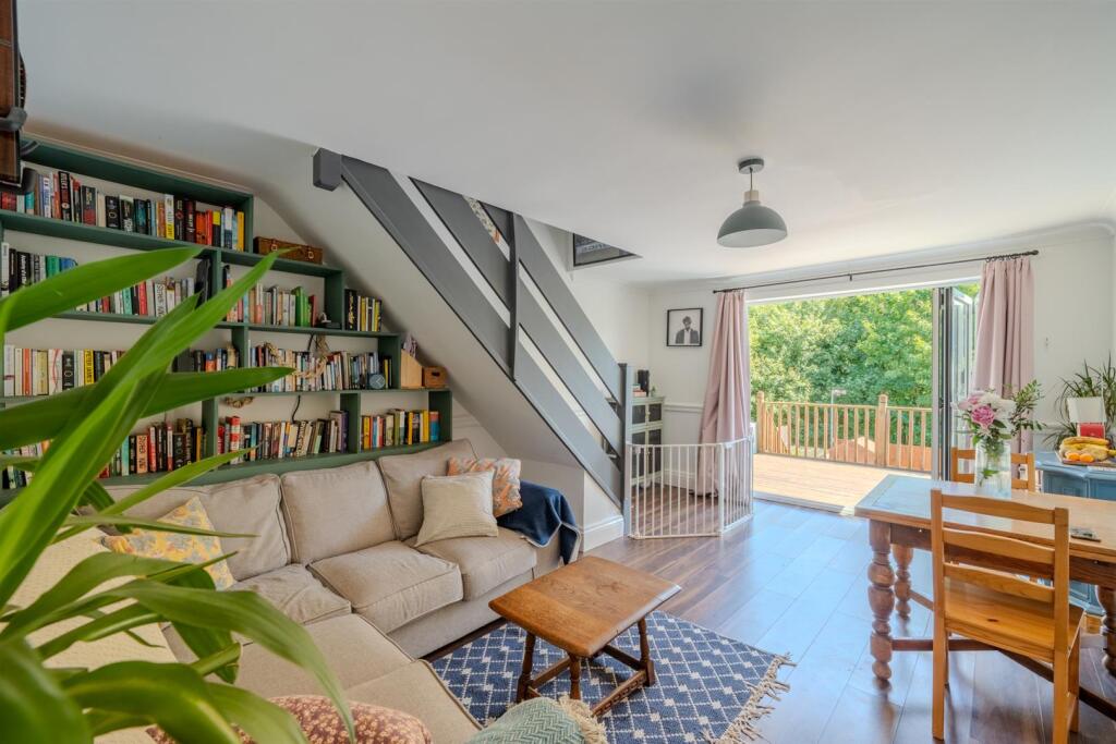 61 Spring Grove-8.jpg