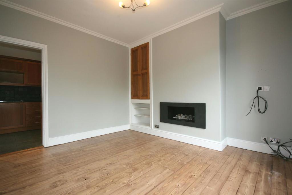 Dining Room Aspect 2.jpg