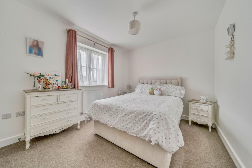 Bedroom 2.jpg