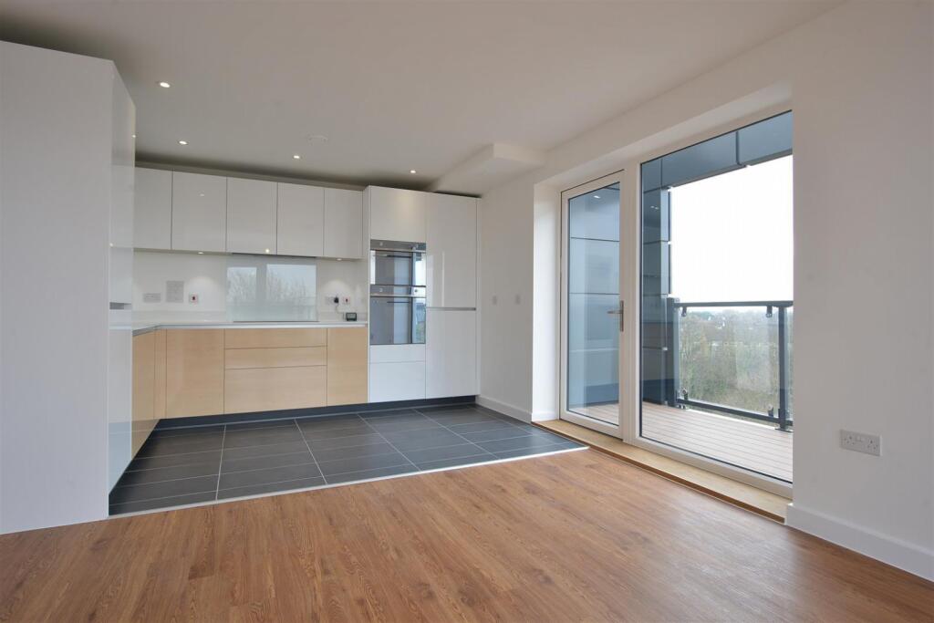 Living Room / Kitche