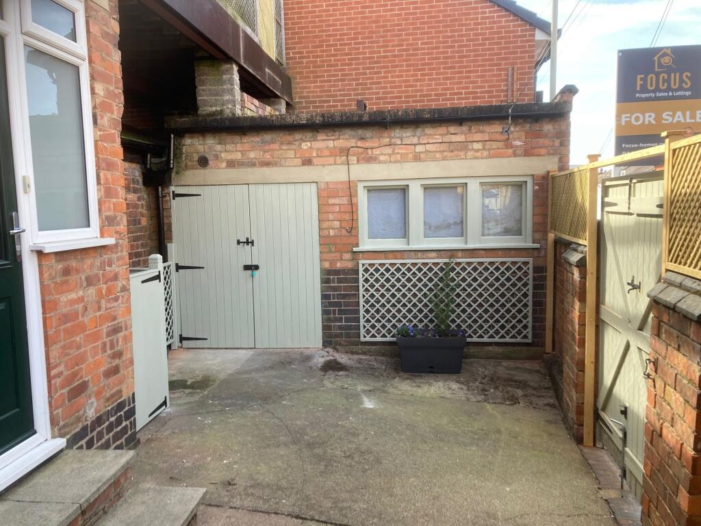 Outside Space 12a Fleetwood Road