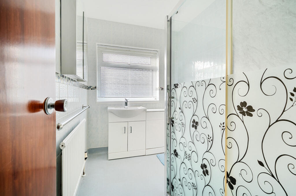 1381968-11-691ca5...