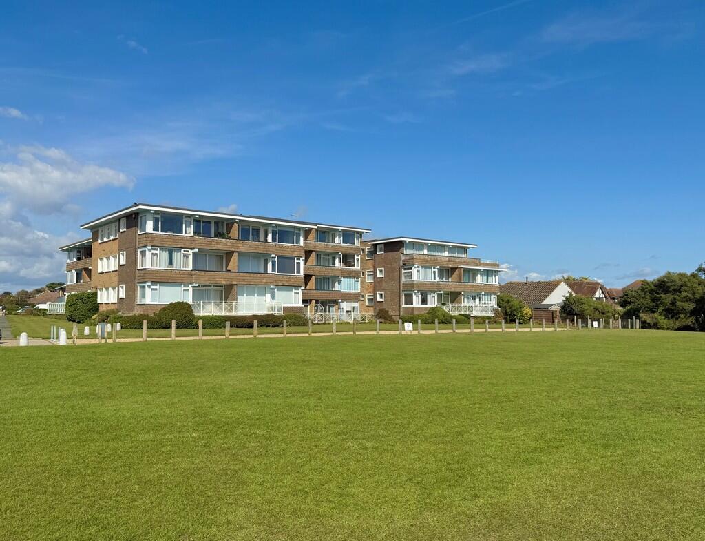 5 Dolphin Court D...