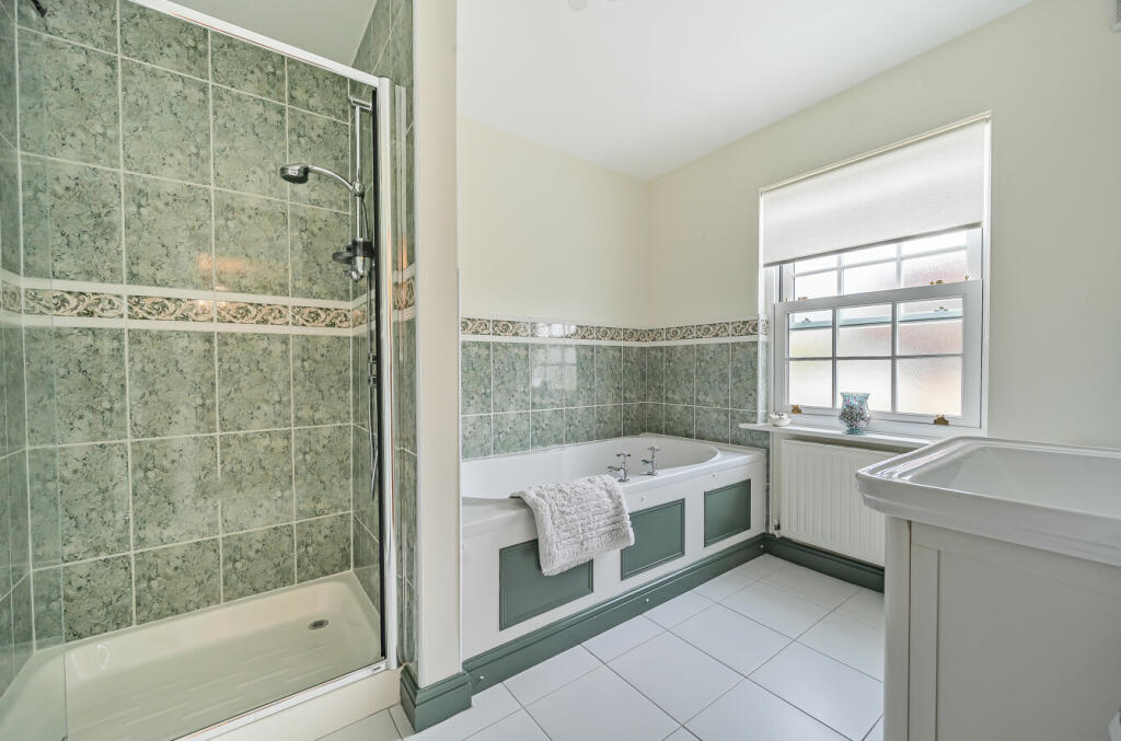 667d3e9a27662-l-1150321 (15)