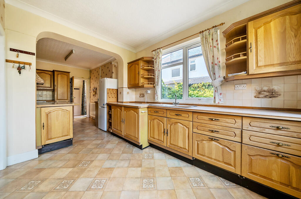 1313997-15-685474...