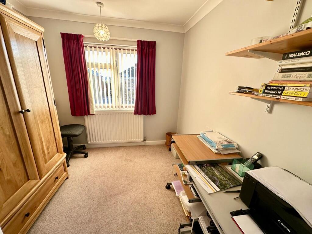 81Alywnroad4.jpg