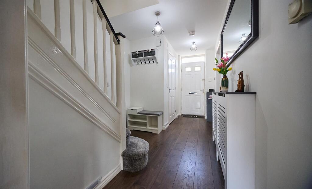 oaklands drive ES 13.jpg