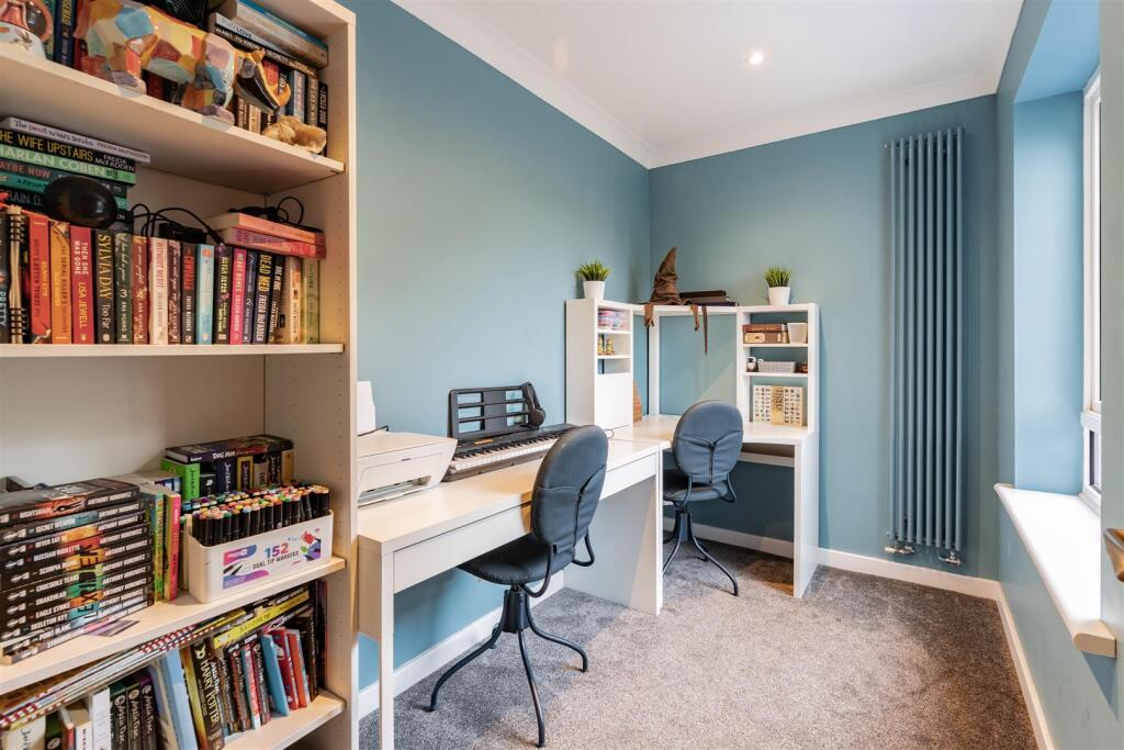 43 Redhill Wood-HR7.jpg