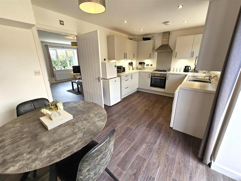 Kitchen - Diner (2).jpg