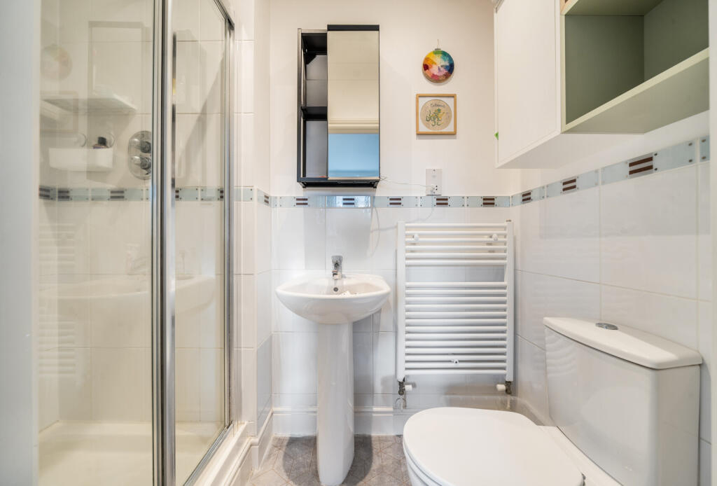 1375254-19-69038d...