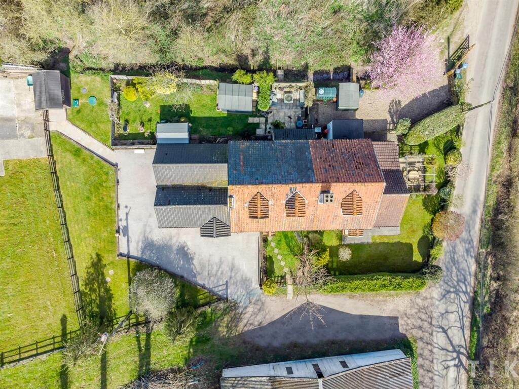 3 Town Farm Cottages, Chediston IP19 OBE (5).jpg