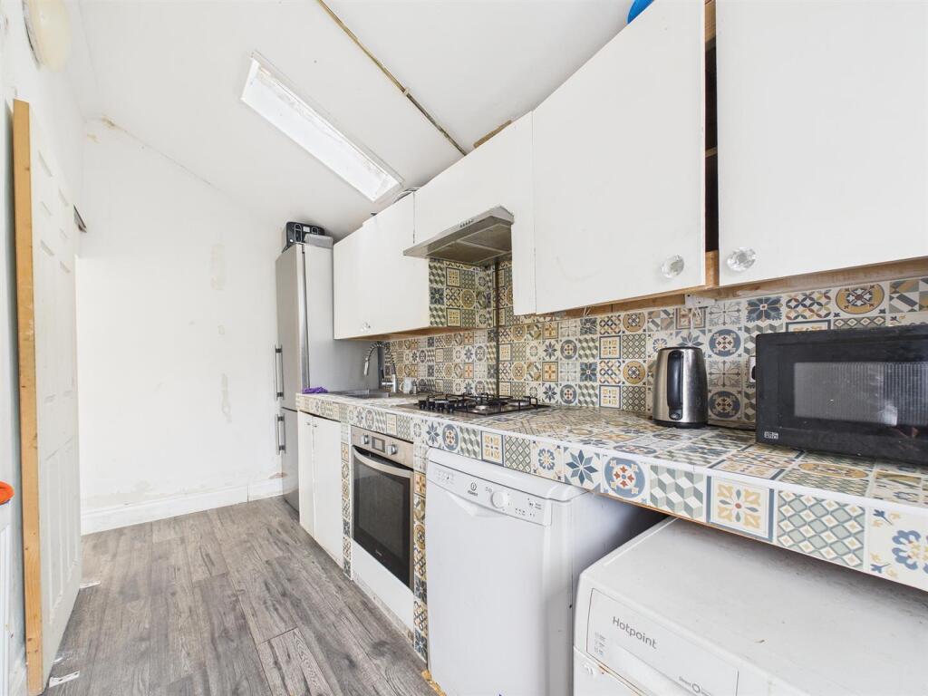 5 - Station Road, Yate.jpg