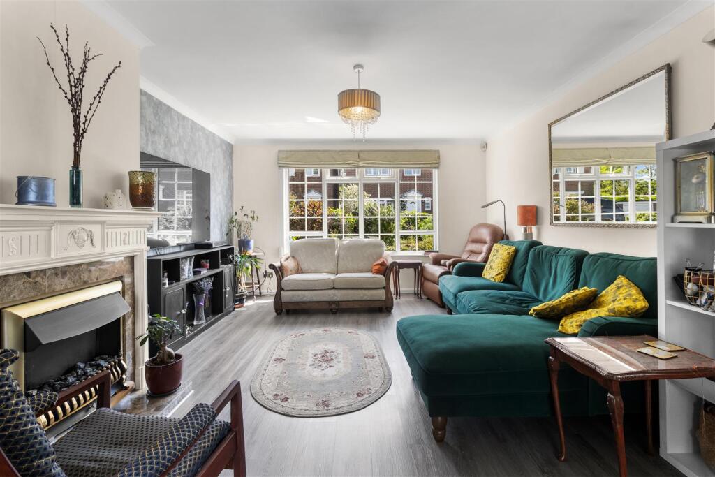 living area #2.jpg