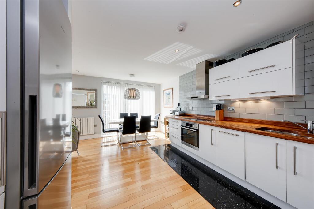 Adriatic Building.jpg