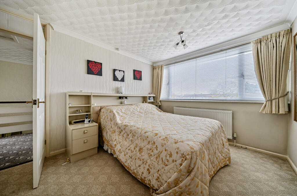 137629210690c9164d8c30